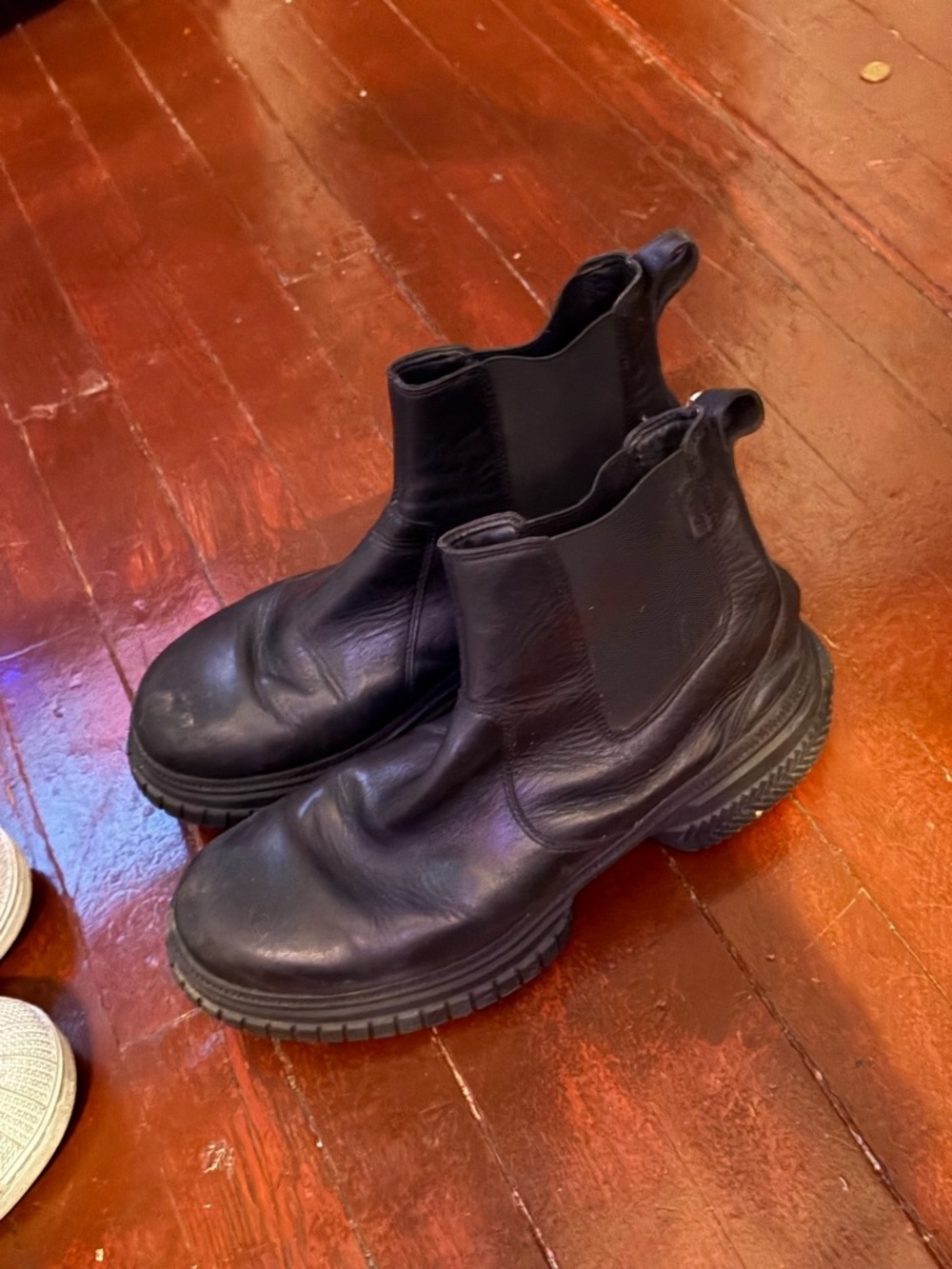 Men's Black Leather Chelsea Boots - Rugged Sole